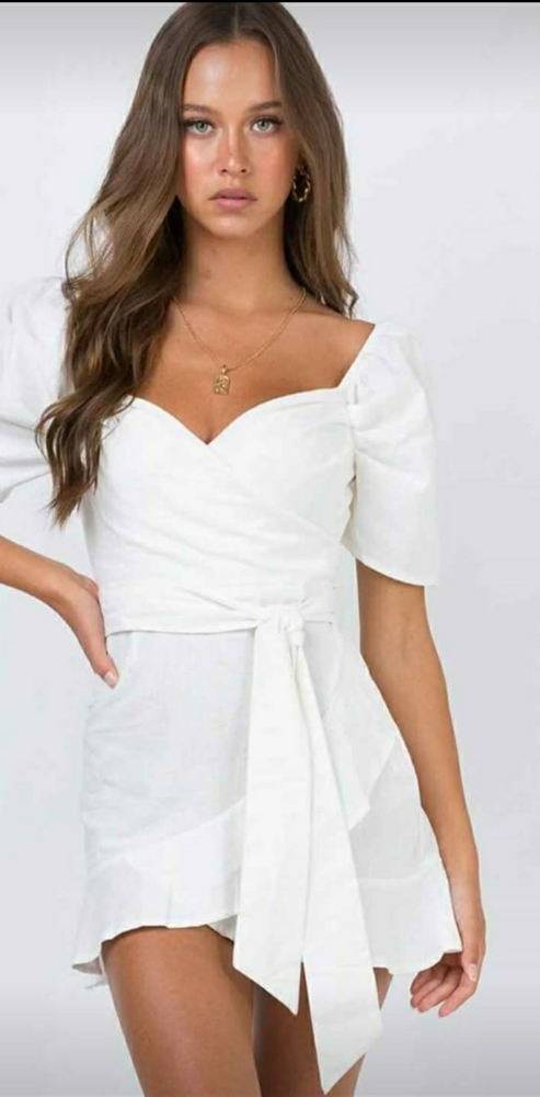 White dress *SHORT*